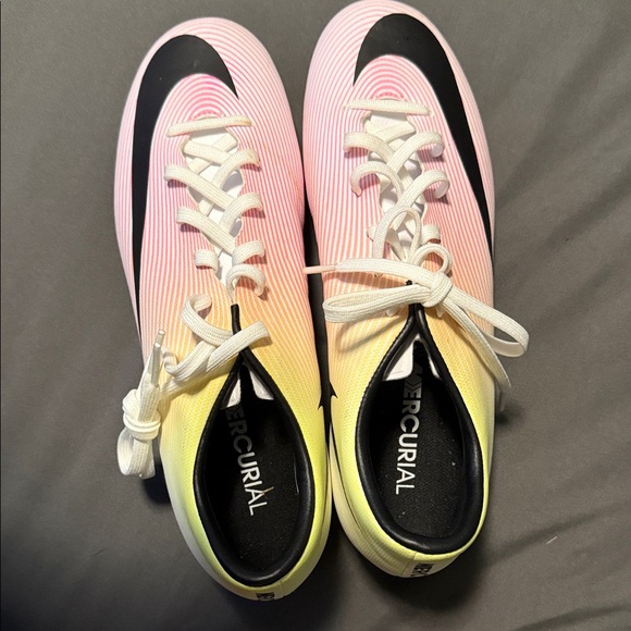 Nike Metcurial Gradient Soccer Cleats - Picture 7 of 8